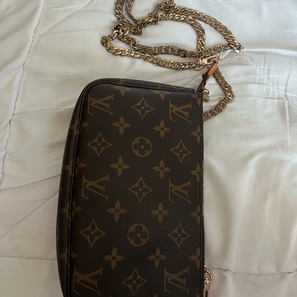 Louis Vuitton Mini Pochette Monogram Clutch - Picture 13 of 14